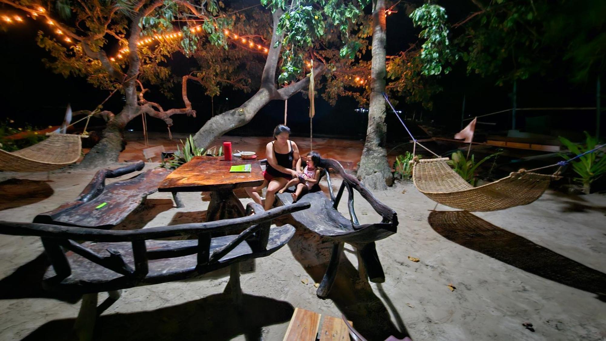 Floresitas Beach Resort El Nido Exteriör bild